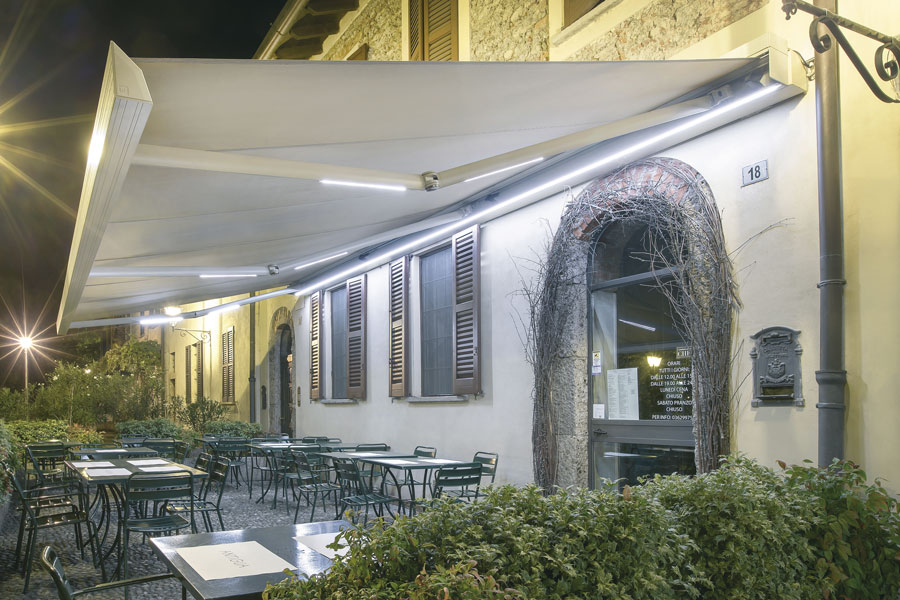 Nuove tende da sole R94 stone